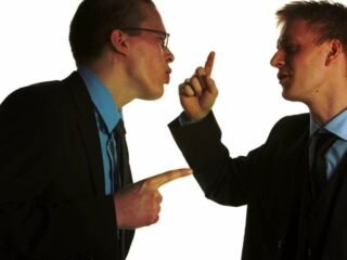 इंट्राप्रेन्योर और एंटरप्रेन्योर के बीच अंतर (Intrapreneur and Entrepreneur difference Hindi)