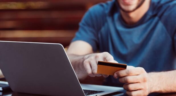 Do you make Planning to Buy a Webcam? This is for you