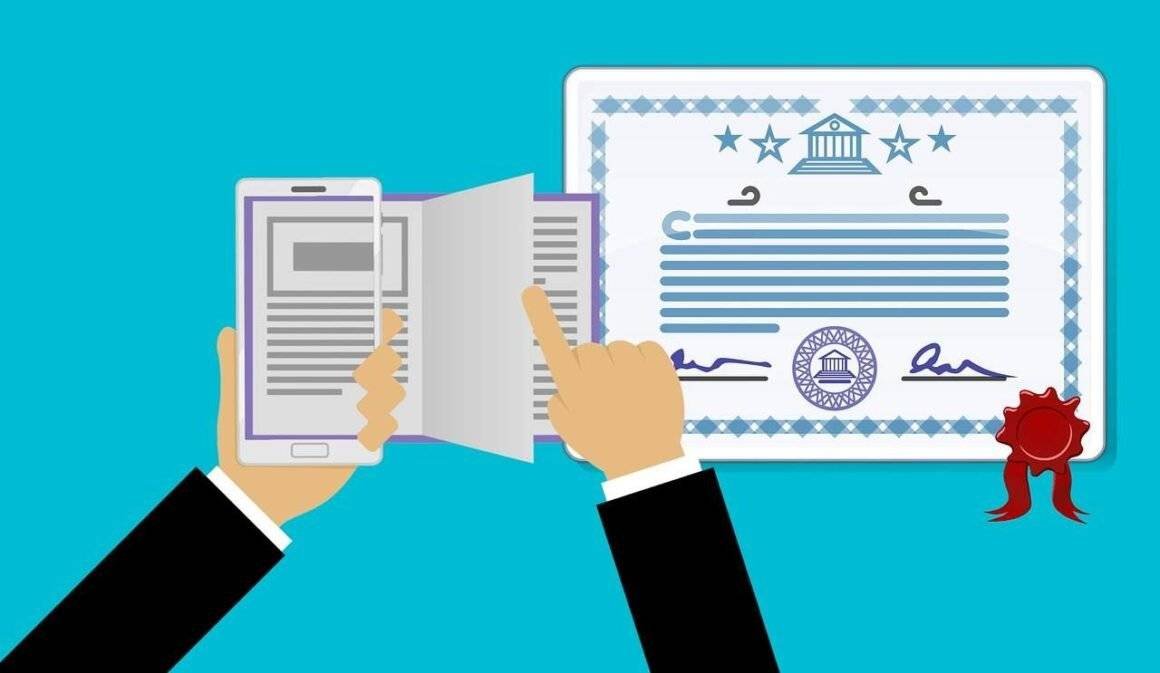 Online Degree Programs Meaning Definition Benefits Pros Advantages Cons Disadvantages Image