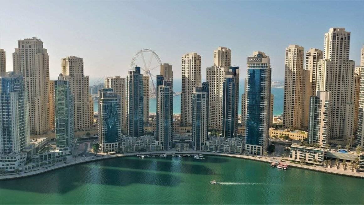 Houses or Apartments for Sale in Dubai Marina Emaar best Deal Image