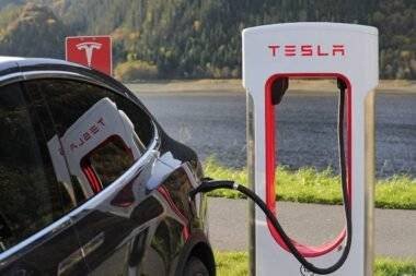 Case Study of Tesla Supply Chain Management Evaluation Analysis with Essay Image