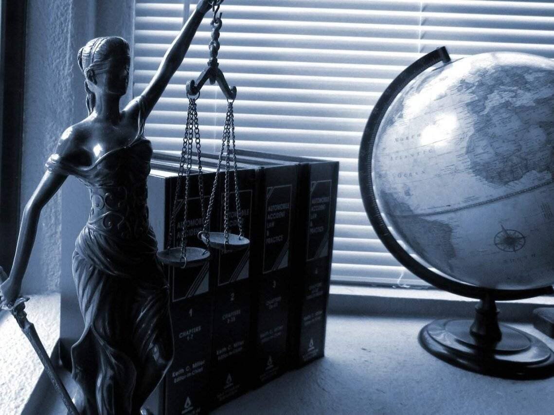 Constitutional Law for Checks and Balances within the US Constitution Essay Image