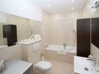 How to Visually Enlarge the Bathroom Mirror Design Image