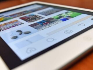 How do Instagram Story Viewer and Downloader Work Image