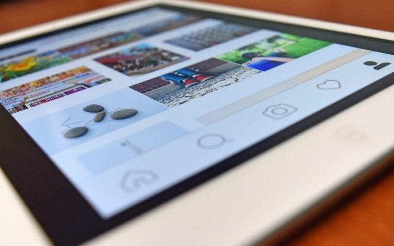 How do Instagram Story Viewer and Downloader Work Image