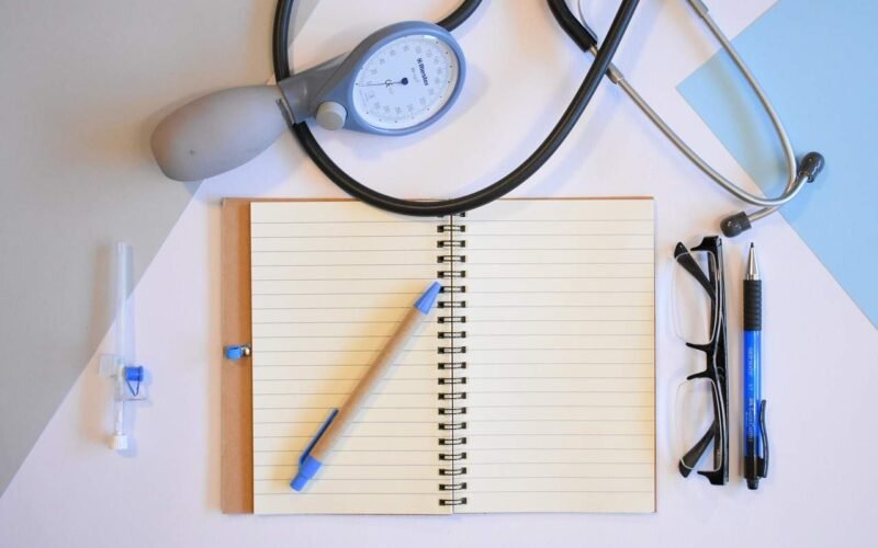 How to Find A Job in Healthcare Administration Ultimate Guide Image