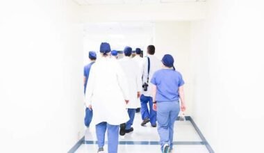 The Difference Between Community Nursing and Hospital Nursing Image