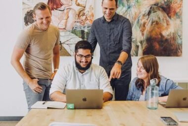 What Integrating new employees into the workplace Image