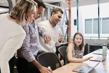 What are the new employee orientation best practices Image