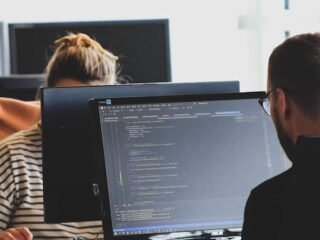 Virtual Private Server VPS hosting advantages and types Image