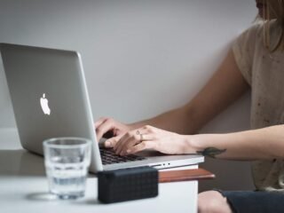 What are the meaning and characteristics of flexible working Image