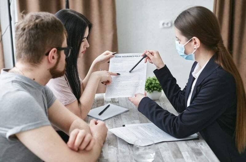 What are the types and advantages of policy management software Image