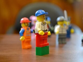What is HR Automation Examples & Benefits Image