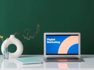 A Comprehensive Guide to Finding the Right Digital Marketing Agency for Law Firms Image
