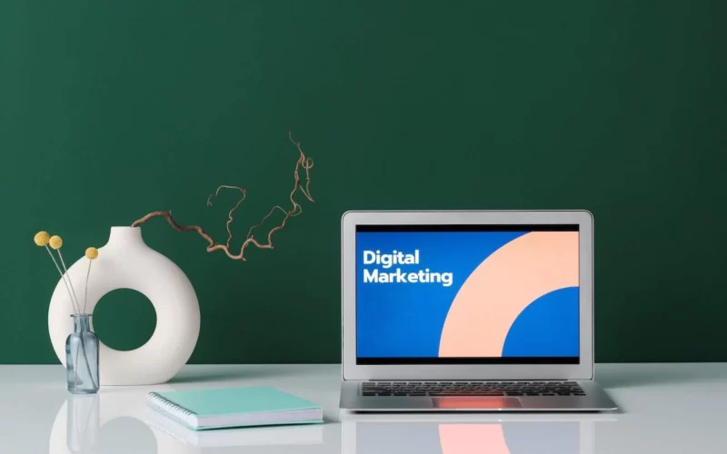 A Comprehensive Guide to Finding the Right Digital Marketing Agency for Law Firms Image