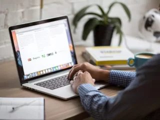 Top 10 Literary and Artistic Themes for WordPress Image
