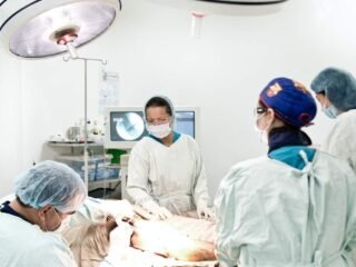 A Guide to Gastric Sleeve Surgery (Gastrectomy) Before and After Image