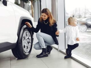 How to Understand the Pros and Cons of Lease to Own Car Image