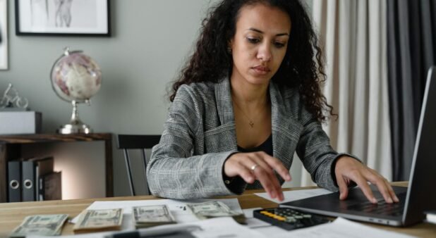 Merchant Cash Advance for Small Business: How It Works